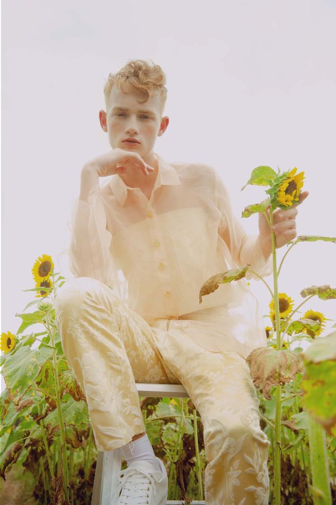 ann-yu liao, asian photographer, taiwanese artist, female photographer, redhead model, feminine masculinity, soft masculinity, pastel fashion, male editorial,   asiatische Fotografin, taiwanesische Künstlerin, Fotografin, rothaariges Model, weibliche Männlichkeit, weiche Männlichkeit, Pastellmode, 아시아 사진 작가, 대만 예술가, 여성 사진 작가, 빨간 머리 모델, 여성적 남성성, 부드러운 남성성, 파스텔 패션, 남성 사설, 아시아 패션 사진 촬영, 
亚洲摄影师, 台湾艺术家, 女摄影师, 红发模特, 女性阳刚之气, 柔和的阳刚之气, 柔和的时尚, 男性社论, 亚洲时尚拍摄, азиатский фотограф, тайваньский художник, женщина-фотограф, рыжая модель, женственная мужественность, мягкая мужественность, пастельная мода, мужская редакционная статья, азиатская модная фотосессия, アジアの写真家、台湾のアーティスト、女性の写真家、赤毛のモデル、女性の男らしさ、柔らかい男らしさ、パステルファッション、男性の編集、アジアのファッションの写真撮影